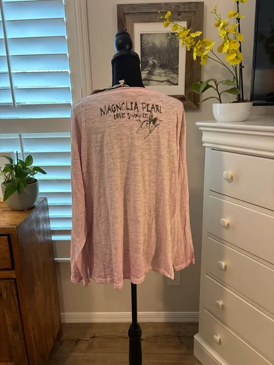 Magnolia Pearl NWT Mother Mary Viggo T Top 2294 in Guava Party, OSFM - Picture 3 of 11